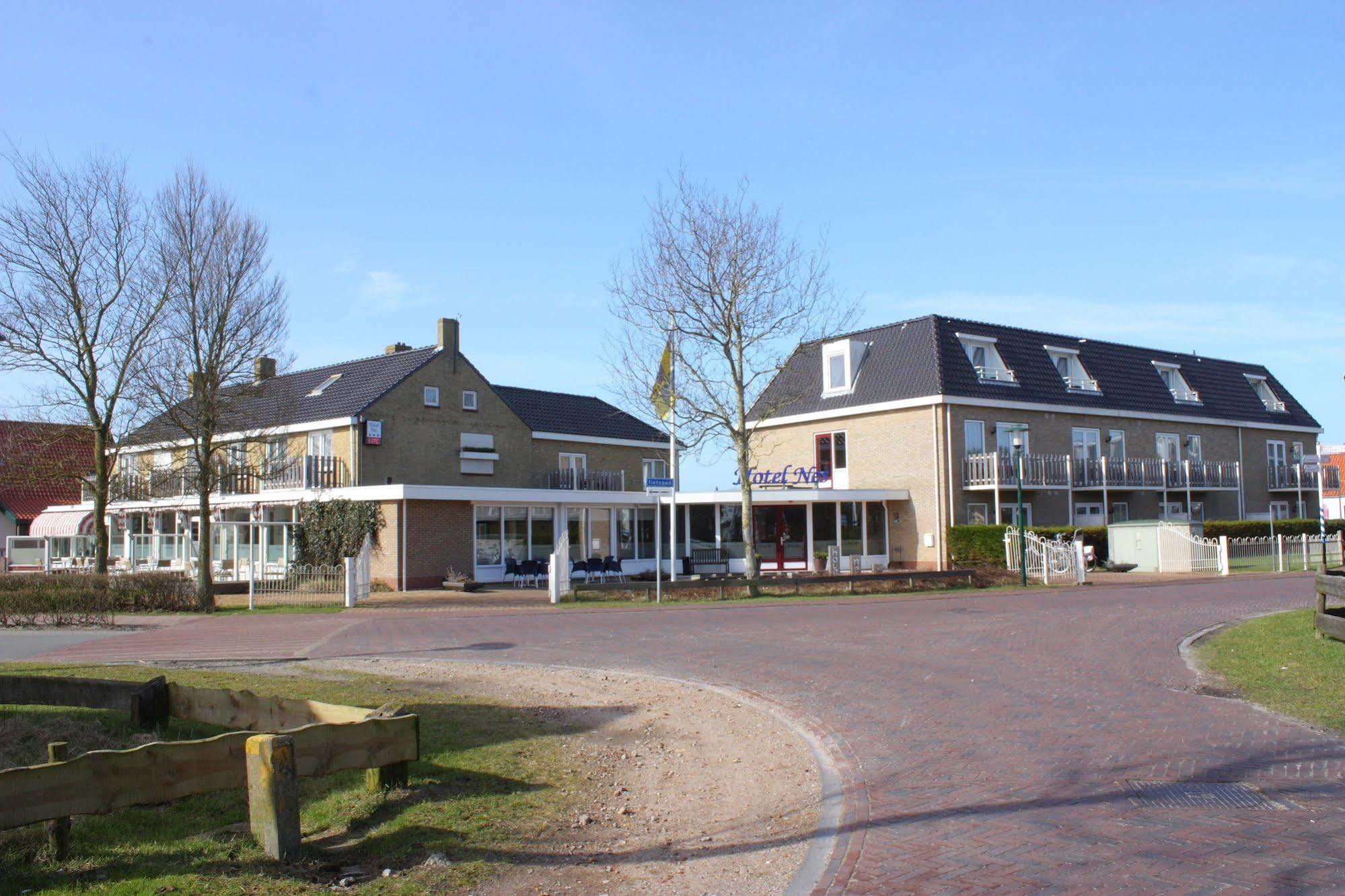 Hotel Nes 3*